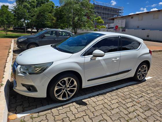 CITROËN DS4 1.6 THP GASOLINA AUTOMÁTICO